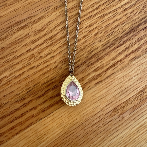 pink gem teardrop necklace - Picture 2 of 5